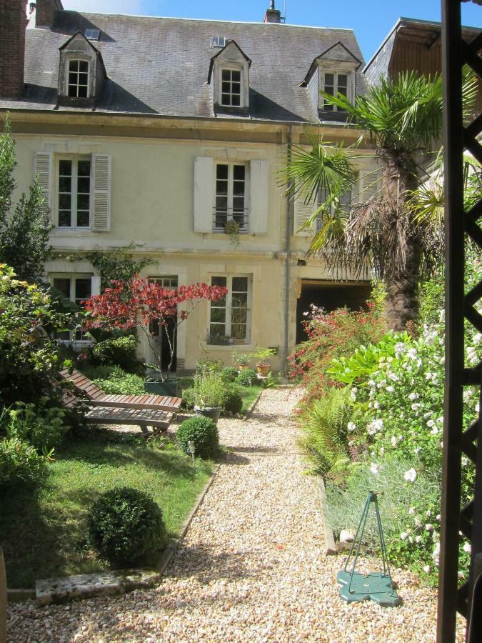 Le Murmure De La Falaise Bed and Breakfast Beaumont-le-Roger Εξωτερικό φωτογραφία