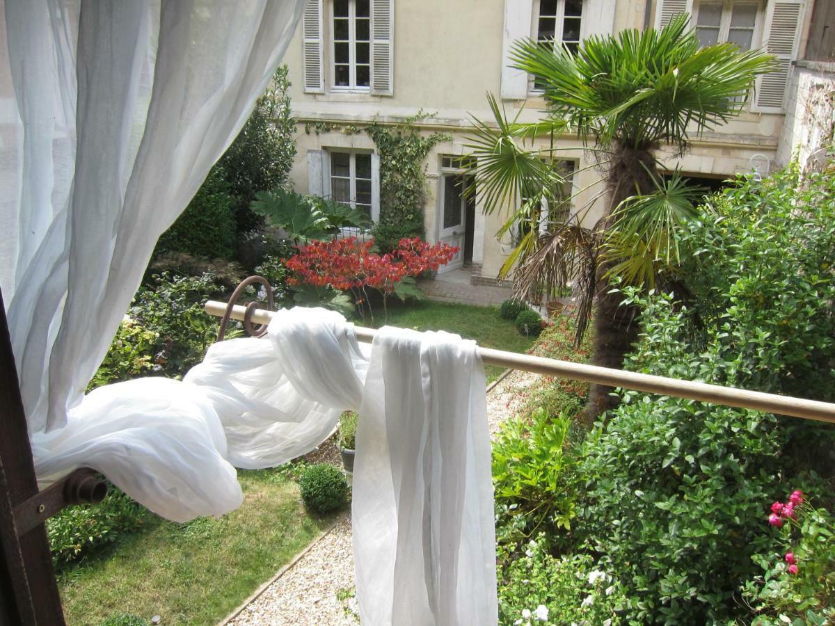 Le Murmure De La Falaise Bed and Breakfast Beaumont-le-Roger Εξωτερικό φωτογραφία